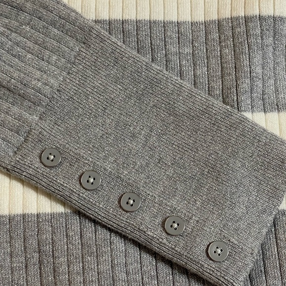 TALBOTS GRAY & SILVER SHIMMER STRIPED TURTLE NECK SZ LG EUC - Picture 6 of 13